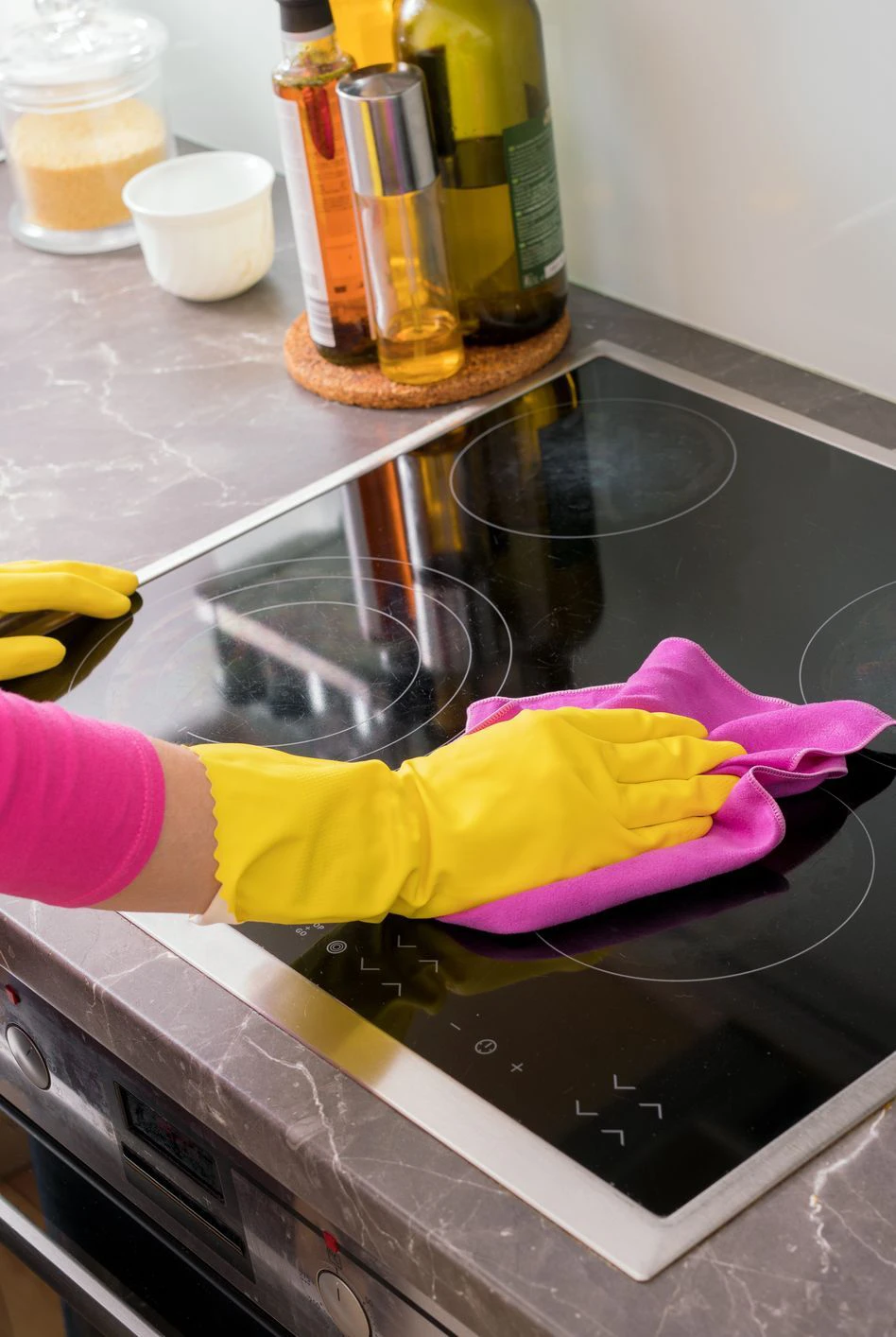 How to Clean a Glass Stovetop Without Scratching It?