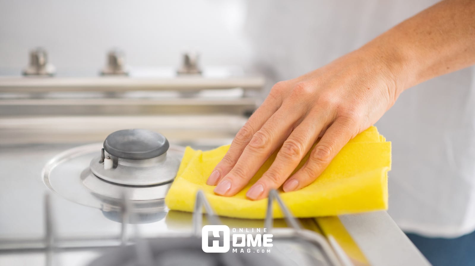 Clean a Greasy Stove